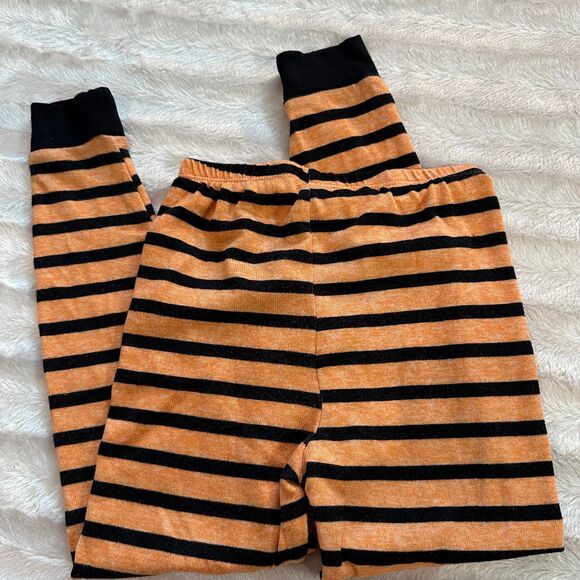Trick or Treat Pj Set Size 6 - Picture 7 of 7